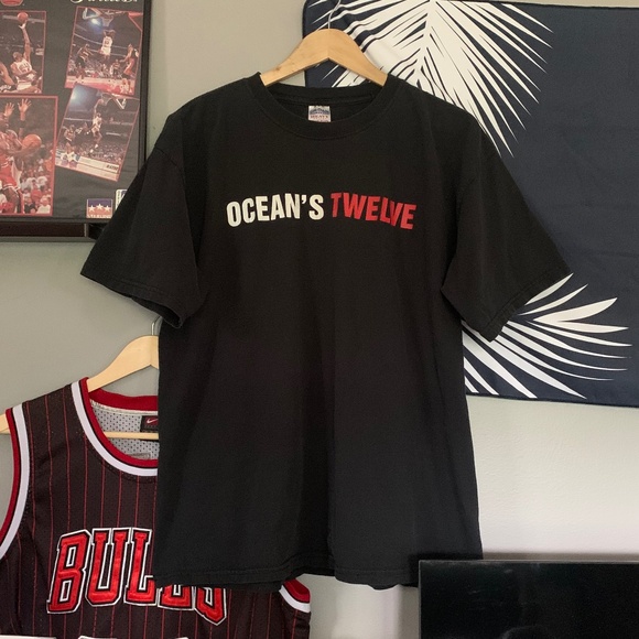 Gildan | Shirts | Vintage Oceans Twelve Movie Tee | Poshmark